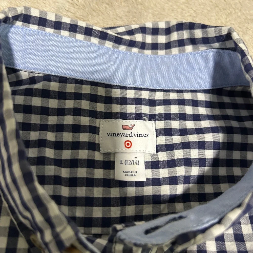 Vineyard Vines any issues